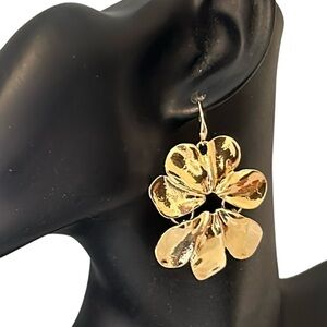 Flower Design Dangle Pierced Earrings 14K Gold Plated